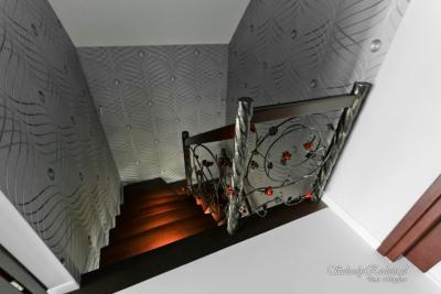 Schody gięte, kute tralki, galeria G09