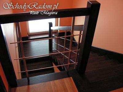 Schody na betonie proste, D03, 5.JPG
