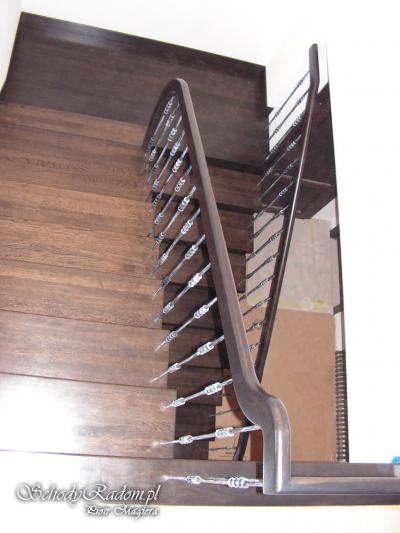 Schody na betonie proste, D10, 8.JPG