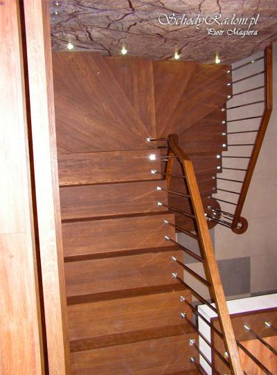 Schody na betonie zabiegowe, C08, 3.JPG