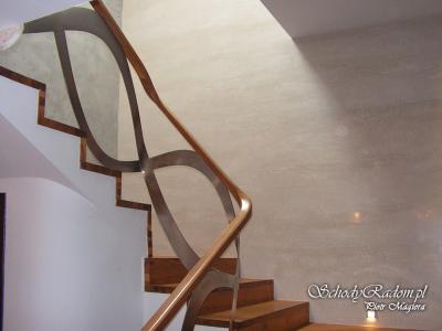 Schody na betonie zabiegowe, C09, 2.JPG